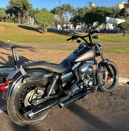 HARLEY-DAVIDSON DYNA SUPER GLIDE CUSTOM HARLEY-DAVIDSON DYNA SUPER GLIDE CUSTOM